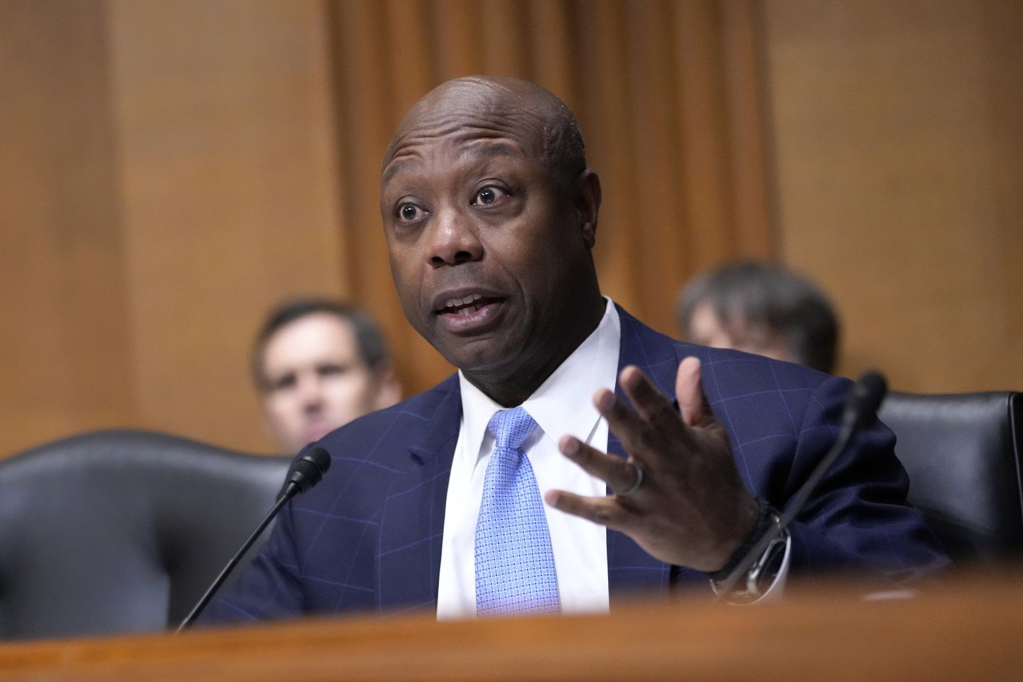 Tim Scott’s banking committee goes after financial institutions engaged in political ‘debanking’